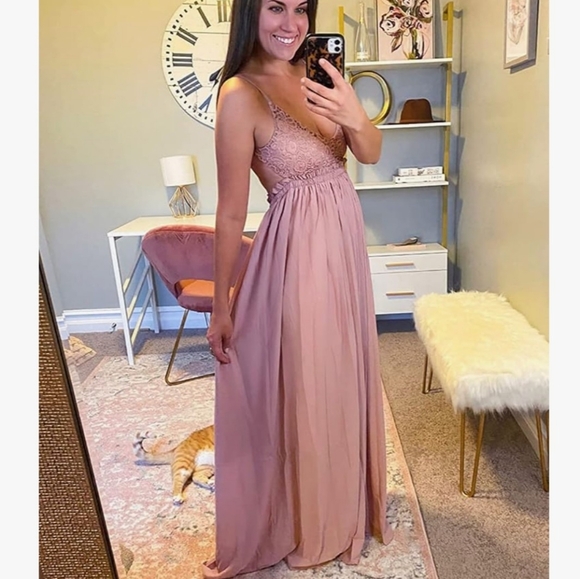 Elegant Pink Lace Maxi Dress NWT Size XL - Picture 2 of 7